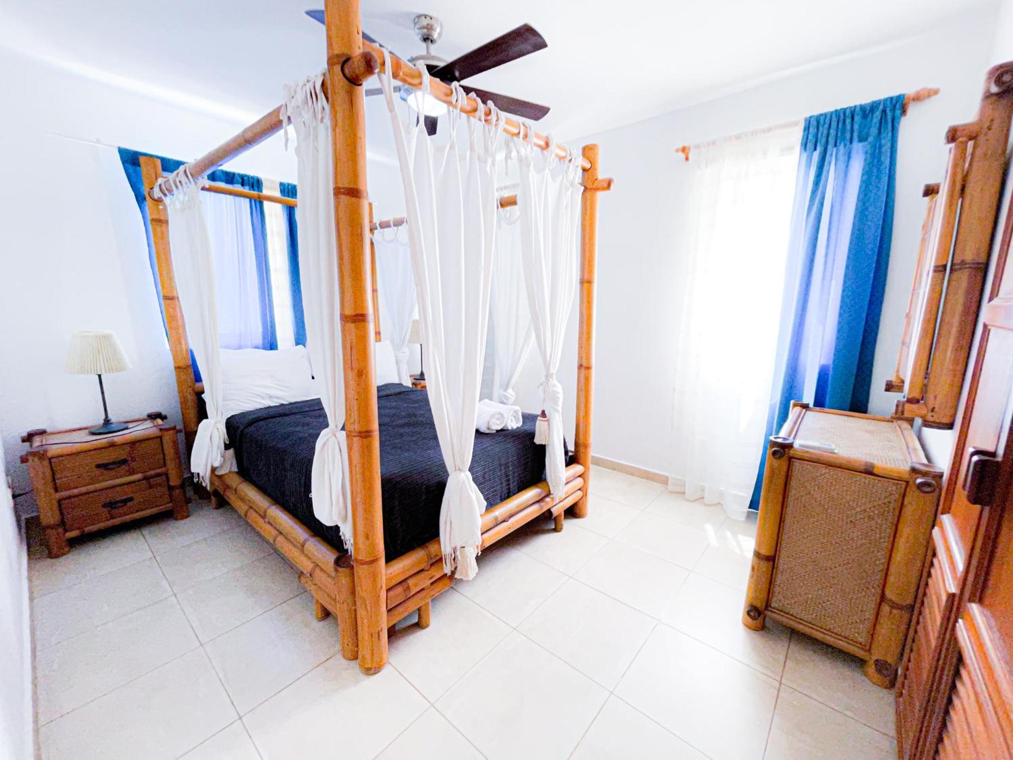 Caribbean Paradise Ocean Breeze Hotel With View Los Corales Bbq Wifi Beach Club & Spa Punta Cana Zewnętrze zdjęcie